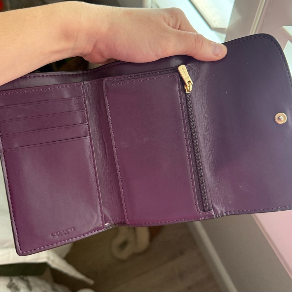 Vintage Coach Pink and Tan Women's Wallet With Purple Interior - Picture 5 of 7